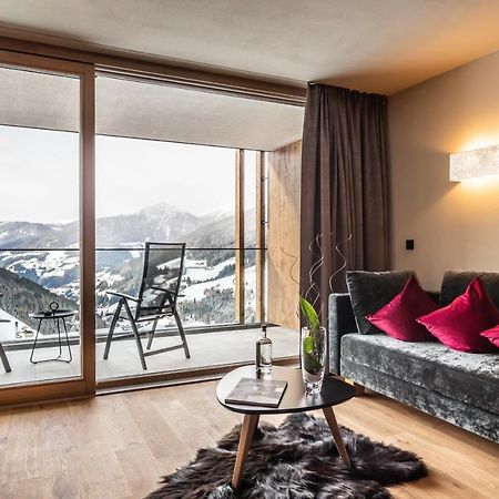 Boutique Hotel Kircher Sarentino Esterno foto