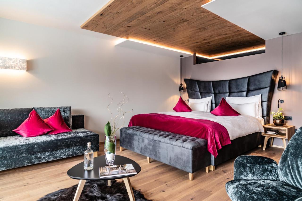 Boutique Hotel Kircher Sarentino Esterno foto