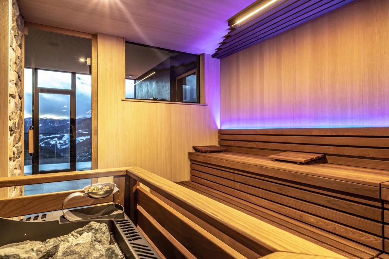 Boutique Hotel Kircher Sarentino Esterno foto