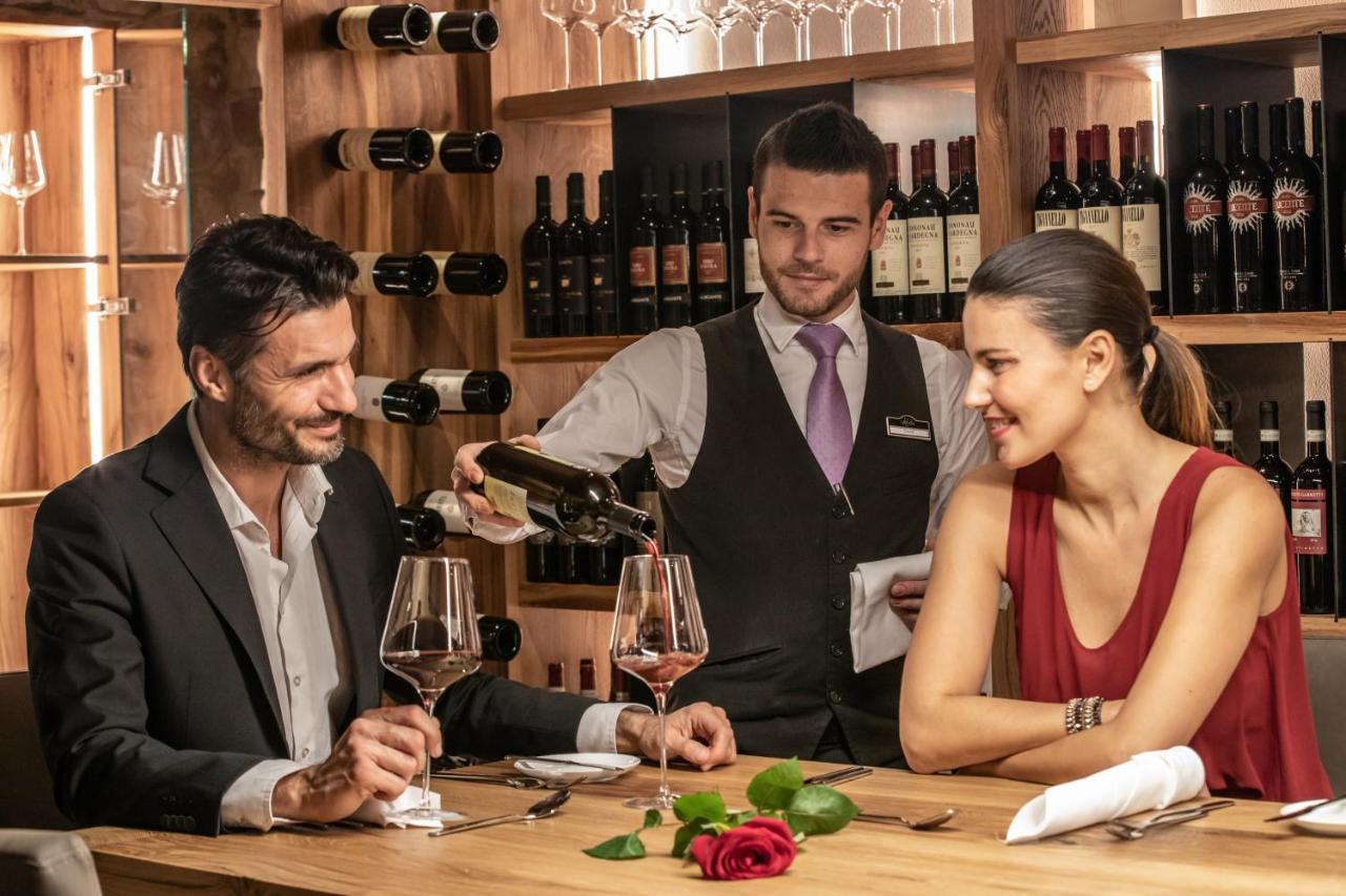 Boutique Hotel Kircher Sarentino Esterno foto
