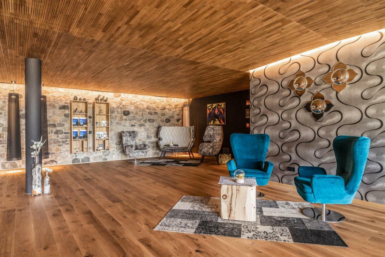 Boutique Hotel Kircher Sarentino Esterno foto