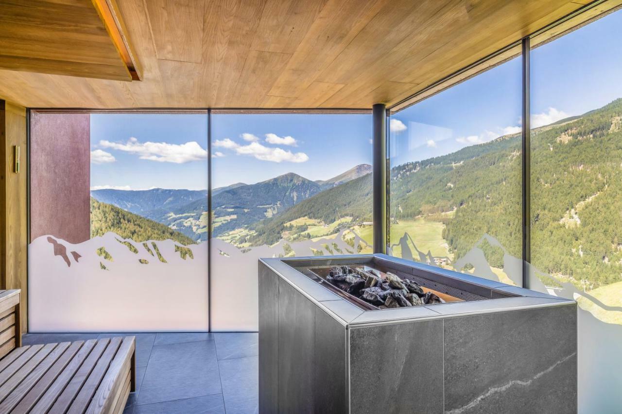 Boutique Hotel Kircher Sarentino Esterno foto